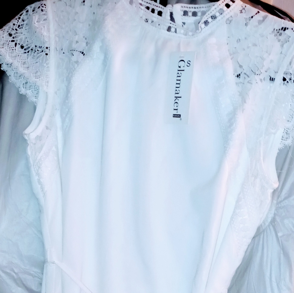 White woman's beautiful lace detailed knee high flowy dress!